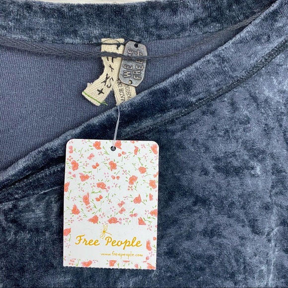 NWT We the free Milan Velour Layring Pull over Top - Picture 5 of 7